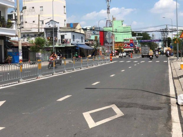Bán nhà mặt tiền 8x17m giá 15 tỷ đường hiệp thành 43 6617085