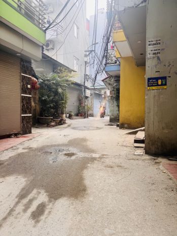 Oto đỗ cửa - căn hộ dv 7 tầng thang máy gà đẻ trứng vàng - 6617473