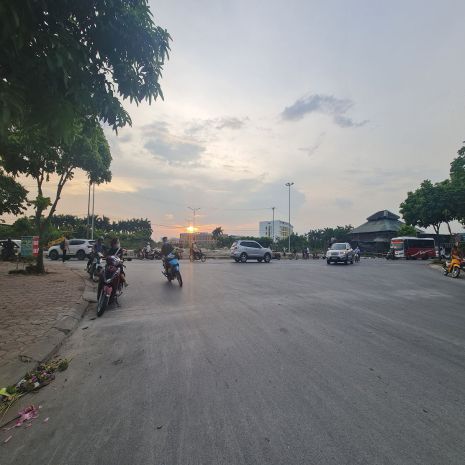 Lô góc đường ô tô tránh tại đông dư, gia lâm, hà nội. 6617913