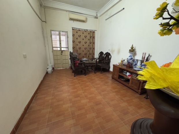 Thái hà-trung liệt -đống đa- dt 59m2 -mt 3.3m  -4t -giá chỉ 6618170