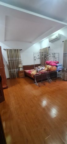 Bán nhà mặt phố chu văn an  kinh doanh đỉnh  3 tầng  thu 6619698