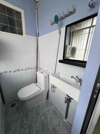 Cho thuê phòng 17m²  lô d, chung cư bộ công an cũ, thành 6619727