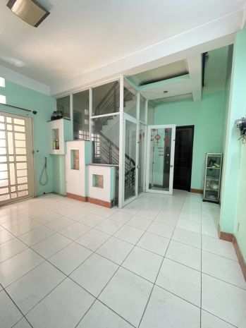 Bán nhà mặt tiền tùng thiện vương giáp quận 5, trần hưng 6620339