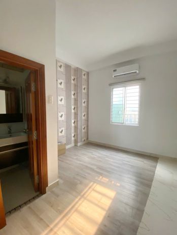 Nhà 3 tầng mặt tiền đường dã tượng p10 q8 6621039