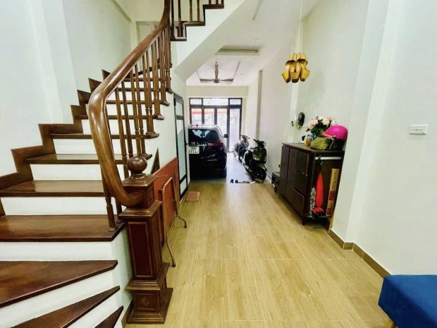 Nhà kim mã-ô tô tránh- kinh doanh đỉnh- nhỉnh 18 tỷ. 6621452