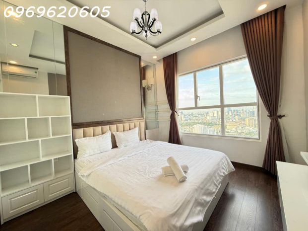 Bán nhà có thang máy - 3 tầng - nhỉnh 6 tỏi - himlam - đ. 6621479