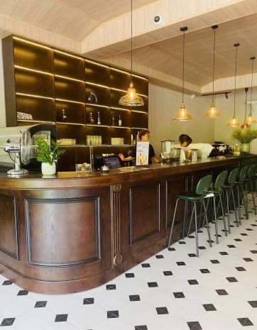 Bán villa, nhà hàng, caffe phố ngọc thụy 550m2, mt 15m, 6621653