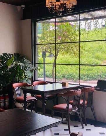 Bán villa, nhà hàng, caffe 550m2, mt 15m phố ngọc thụy 121 6621700