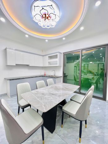 Bán nhà 4 tầng mới xây  văn cao phố tây  sân cổng rộng 6621980