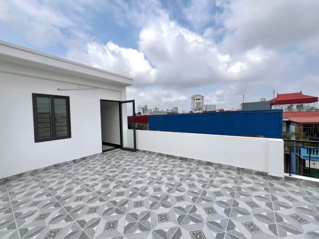 Bán nhà 4 tầng mới xây  văn cao phố tây  sân cổng rộng 6621983