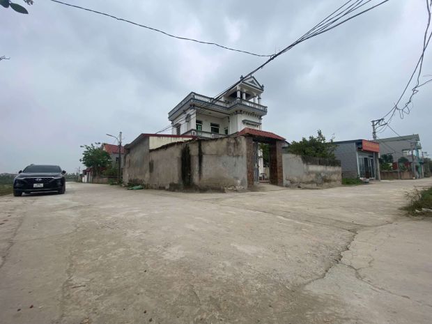 Bìa làng tổ 9 quang minh,giá 4x,x tiểu học.nhanh tay lh e 6622550