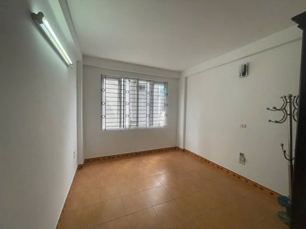 Chính chủ nhờ bán nhà  trung tâm quận thanh trì - 6622996
