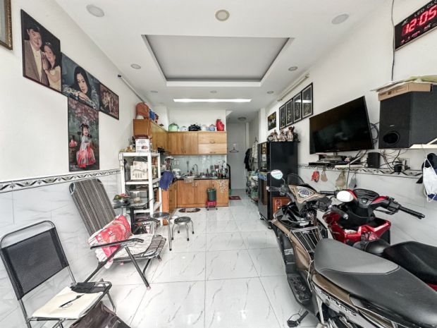 Nhà 5 tầng tôn đản quận 4  giá chỉ 5 tỷ  ngay trung tâm 6623831