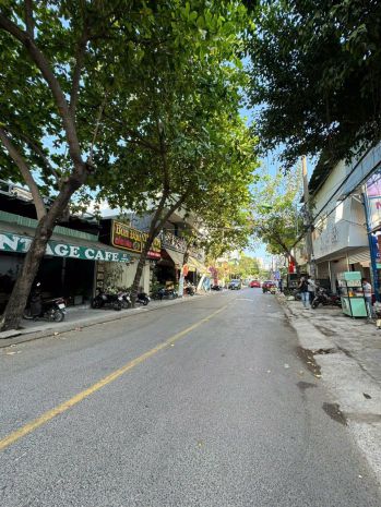 Bán nhà mặt tiền đường lê đại hành - tp nha trang 
diện 6623836