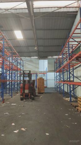 Cho thuê kho chứa hàng 658m2 mặt tiền đường nguyễn văn 6625338