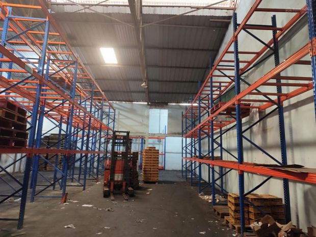 Cho thuê kho chứa hàng 658m2 mặt tiền đường nguyễn văn 6625339