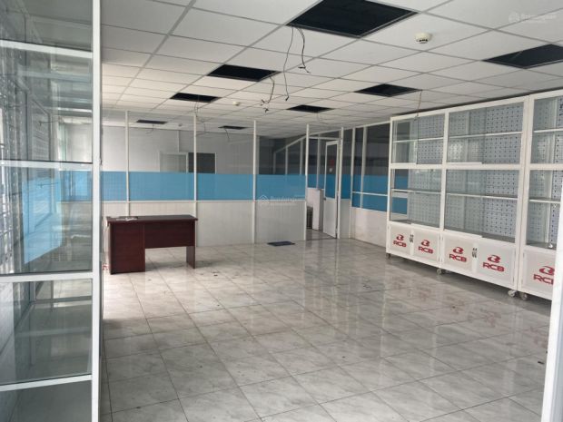 Cho thuê kho xưởng 5000m2 xd: 3300m2 giá tốt kcn vĩnh 6625374