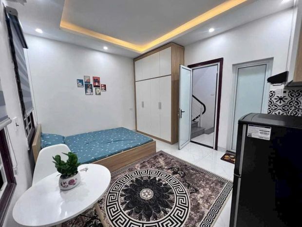 Cho cả toà làm chdv ngõ 850 đường láng, 40m2 x 6 tầng, 8 6625531