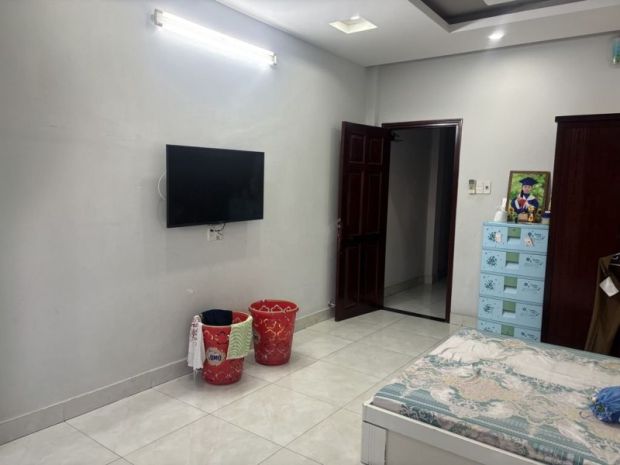 Bán nhà 4 tầng, 4pn, linh trung, thủ đức. dt 64m2, sh, giá 6625599