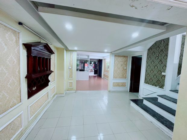 Cho thuê căn biệt thự mặt phố hoàng mai, 100m2x4 tầng, 6 6625925