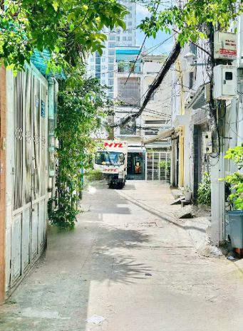 Bán nhà q10- hẻm xe tải thành thái- ngang 8m- cao 5 tầng 6626319