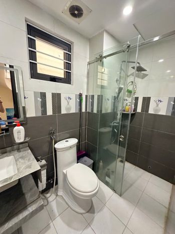 Nhà lô góc  ô tô đỗ cửa  ngọc thụy, long biên  50m² 6628333