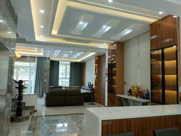Bán nhà mặt tiền đường số 94 quận 2 160m2 5 tầng btct ngang 6628476