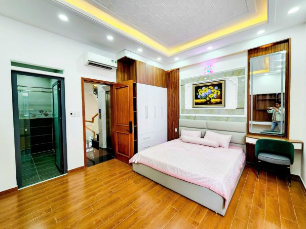 Nhà mặt tiền huỳnh tấn phát, nhà bè: 5x16m, 3 tầng, sổ 6629461