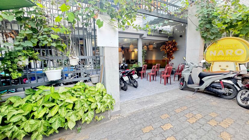 Bán nhà mặt tiền , lô gốc tân quy quận 7
 270m2 , 2 lầu , 6629902