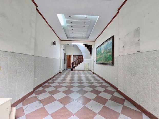 Bán nhà - lạc long quân oto đỗ cổng-kinh doanh- 65m  4 6631449
