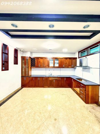 Bán nhà tân mai, kim đồng, hoàng mai, 90m 5t mt5m phân lô, 6632822