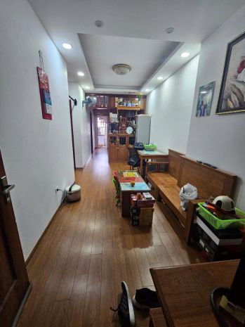 Chung cư kđt kim văn - kim lũ, dt 65m2, 2n2vs, full nội 6633733