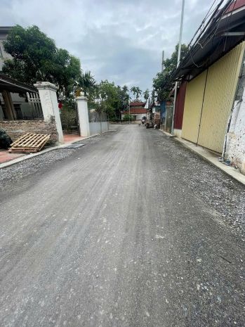 Sđcc bán 142m đất đan nhiễm, văn giang, hưng yên. mt quyền 6634321
