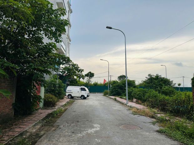 45.8 đất cựu quán, xã hoài đức, mt 4.3m nở hậu giá 3,x tỷ 6635397