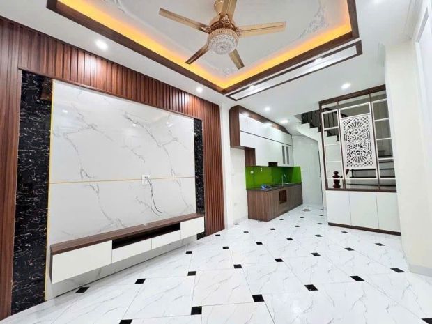 Nhà cổ nhuế_5 tầng, mt 3.5m_ oto đỗ cạnh_ở ngay_7.1 tỷ 6636641