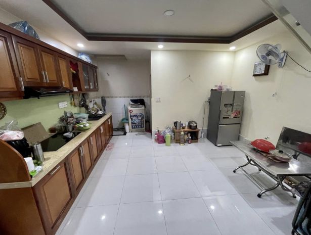 Nhà đẹp 5 tầng - ngang 4,6m - hẻm xe hơi - ngay chợ vải phú 6636899