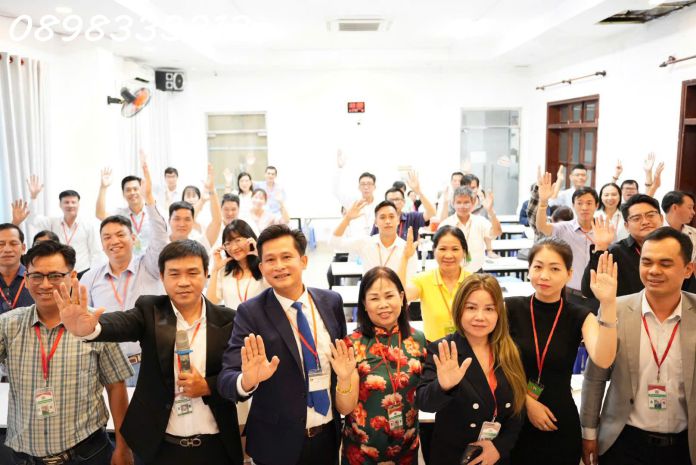 Tuyển dụng bất động sản  khởi nghiệp 0đ cùng vạn phú land 6637867