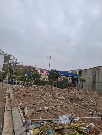 70m2 ô góc 2 mt mặt cổng trường học vạn xuân tt trạm trôi 6638014