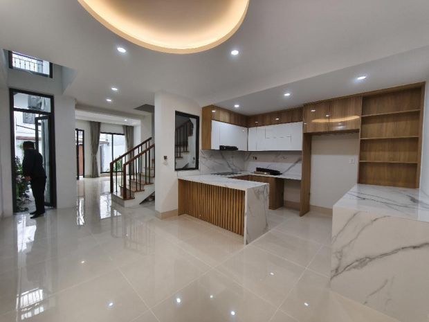 Bán nhà 3 tầng 70m giá chỉ 4,85 tỷ. trung tâm cổ bi. nhà 6638432