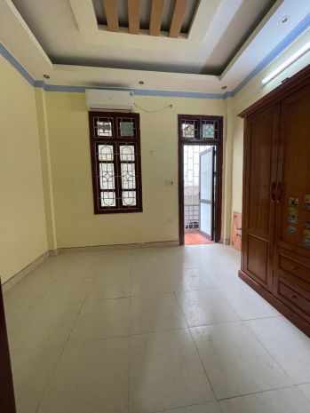 Cần cho thuê nhà nguyên căn 4 tầng tại ngõ tân lạc  đại la 6638635
