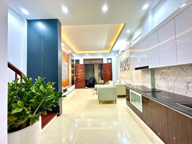 Bán nhà mới nhổn  5 tầng đẹp, ô tô đỗ cổng  chỉ từ 4.x 6639353