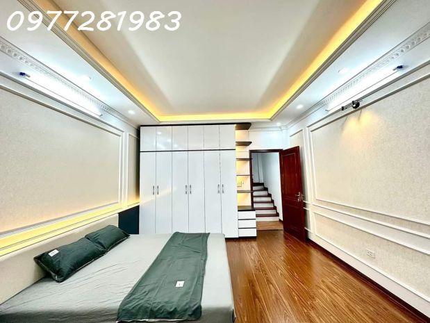Bán nhà mới nhổn  5 tầng đẹp, ô tô đỗ cổng  chỉ từ 4.x 6639355