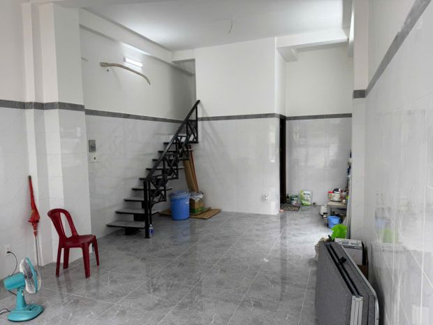 Cho thuê nhà nguyên căn mặt tiền phù hợp làm văn 6639846