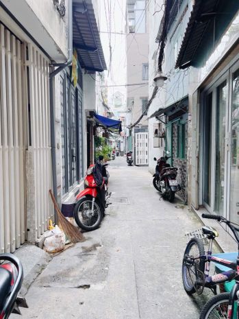 Sát mặt tiền xóm chiếu diện tích 50 m2 
có 5 tỷ  trung tâm 6640006
