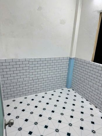 Sát mặt tiền xóm chiếu diện tích 50 m2 
có 5 tỷ  trung tâm 6640009