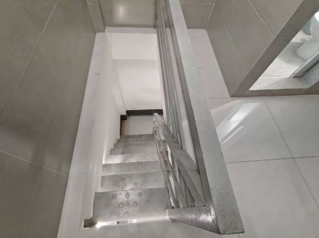 Nhà hẻm 1 xẹt gò dầu, 3 tầng btct  shr hoàn công đủ, chỉ 6641339
