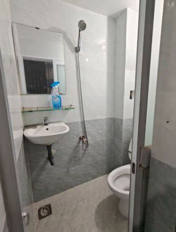 Nhà hẻm 1 xẹt gò dầu, 3 tầng btct  shr hoàn công đủ, chỉ 6641340