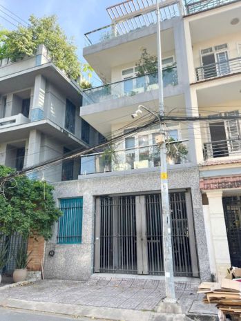 Bán biệt thự 6x17m, kdc cao lỗ p4 q8 6642113