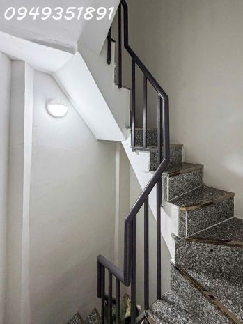 Nhà đẹp trung tâm phú nhuận  giáp quận 1  gần sân bay 6642350