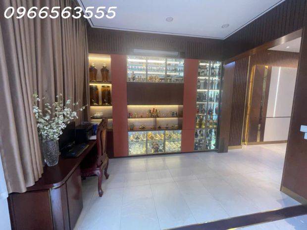 Bán biệt thự khu nam - phú mỹ hưng - quận 7 , giá tốt- 38.5 6644234